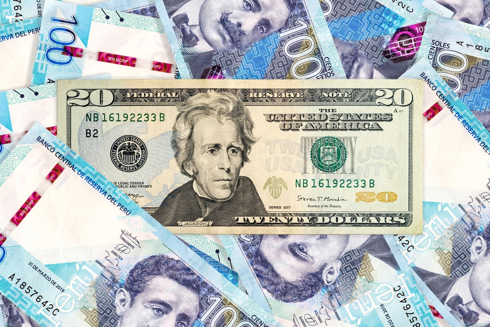 dolares y soles